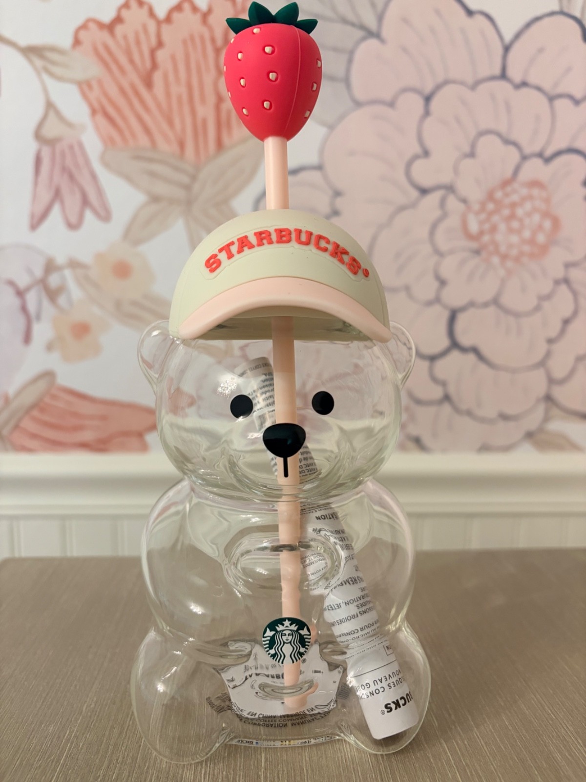 2026 New Starbucks Pink Bearista Bear Cup Tumbler Strawberry Topper Baseball Cap