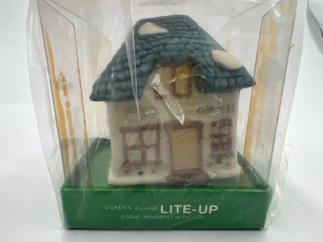 Dept 56 Dickens Village Candles House Lite-Up Clip Ornament NEW