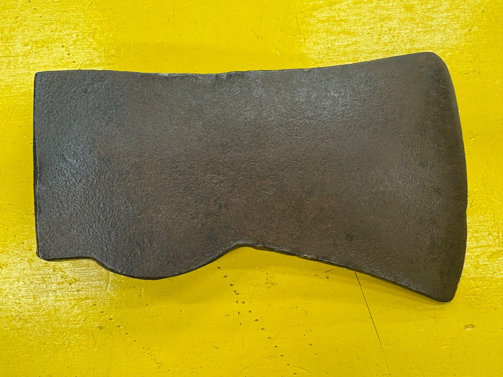 Vintage unmarked single bit Rockaway axe head 3.9 LBS
