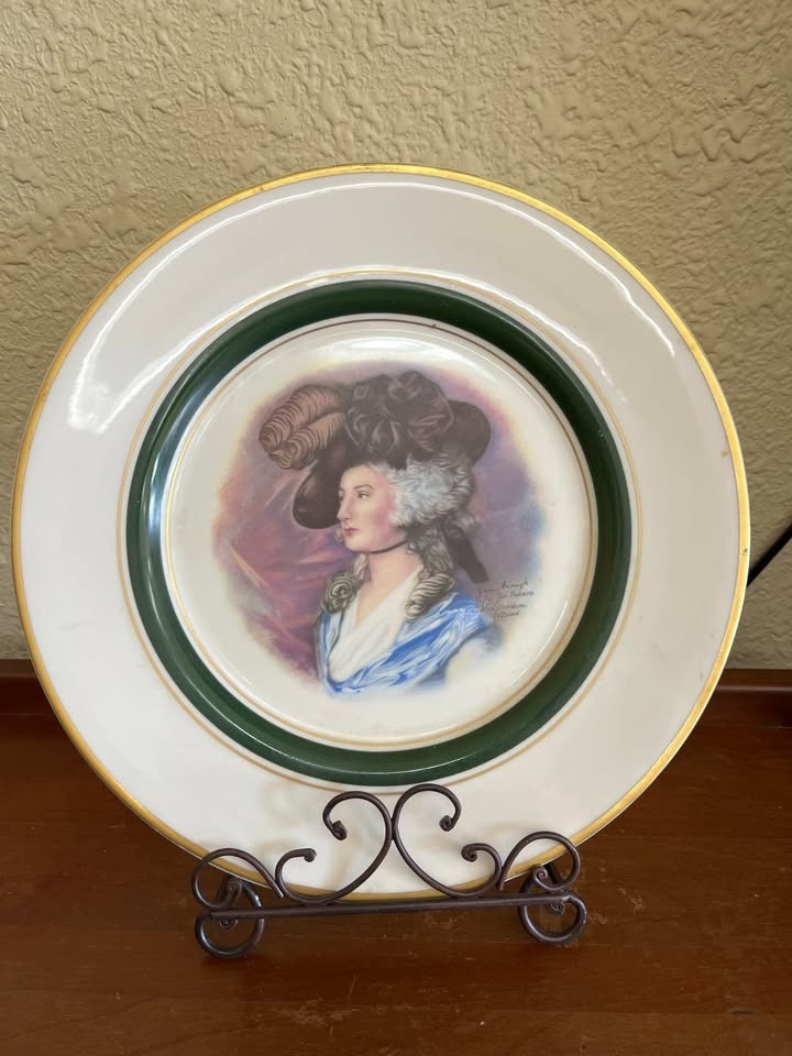 Vintage Concorde China Portrait Plate