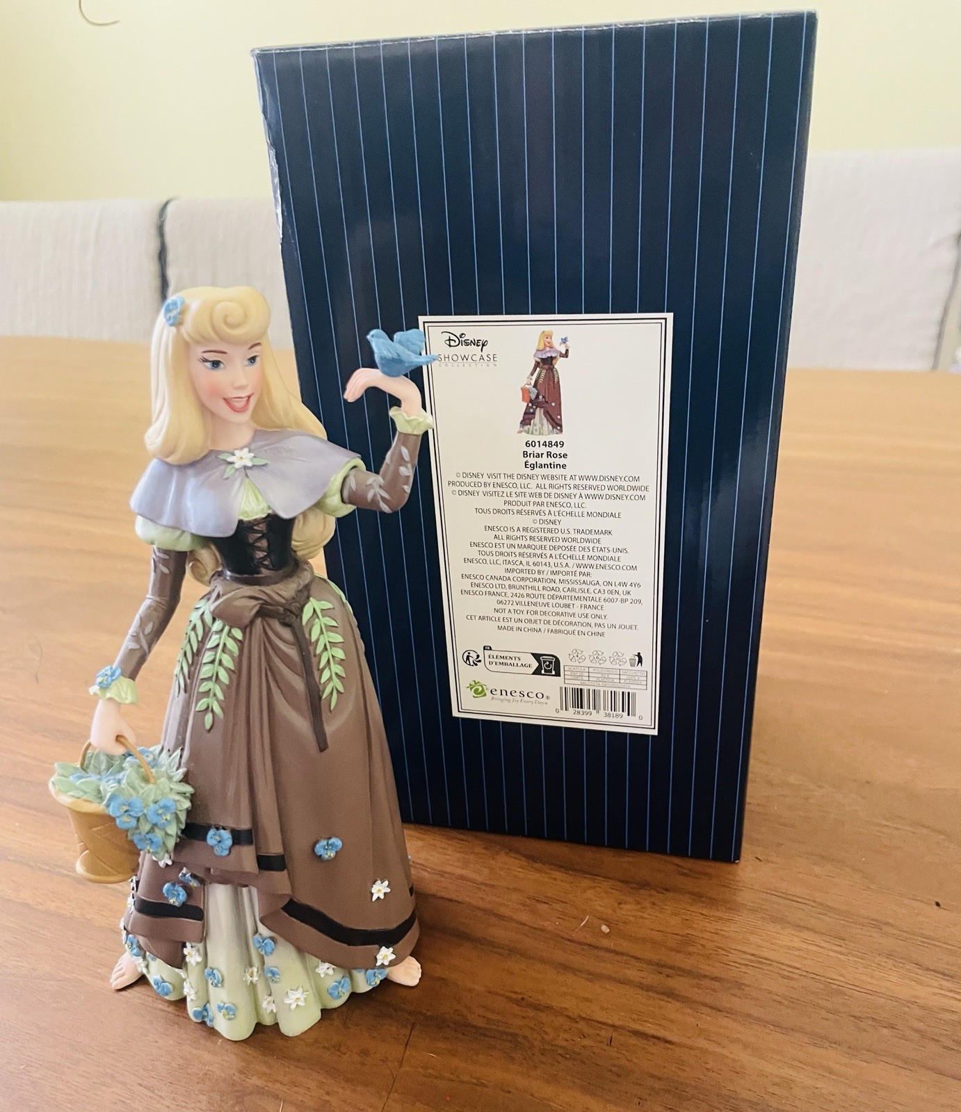 Disney Showcase Enesco Botanical Briar Rose Figurine Sleeping Beauty