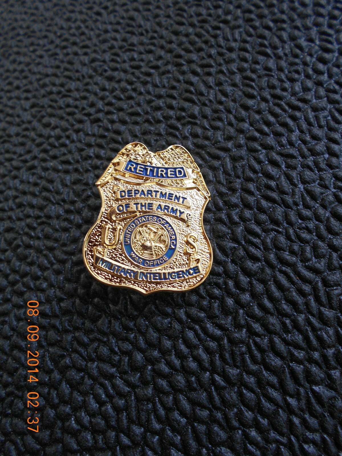 US Army COUNTERINTELLIGENCE (ACI) “RETIRED” full size Badge . With pins