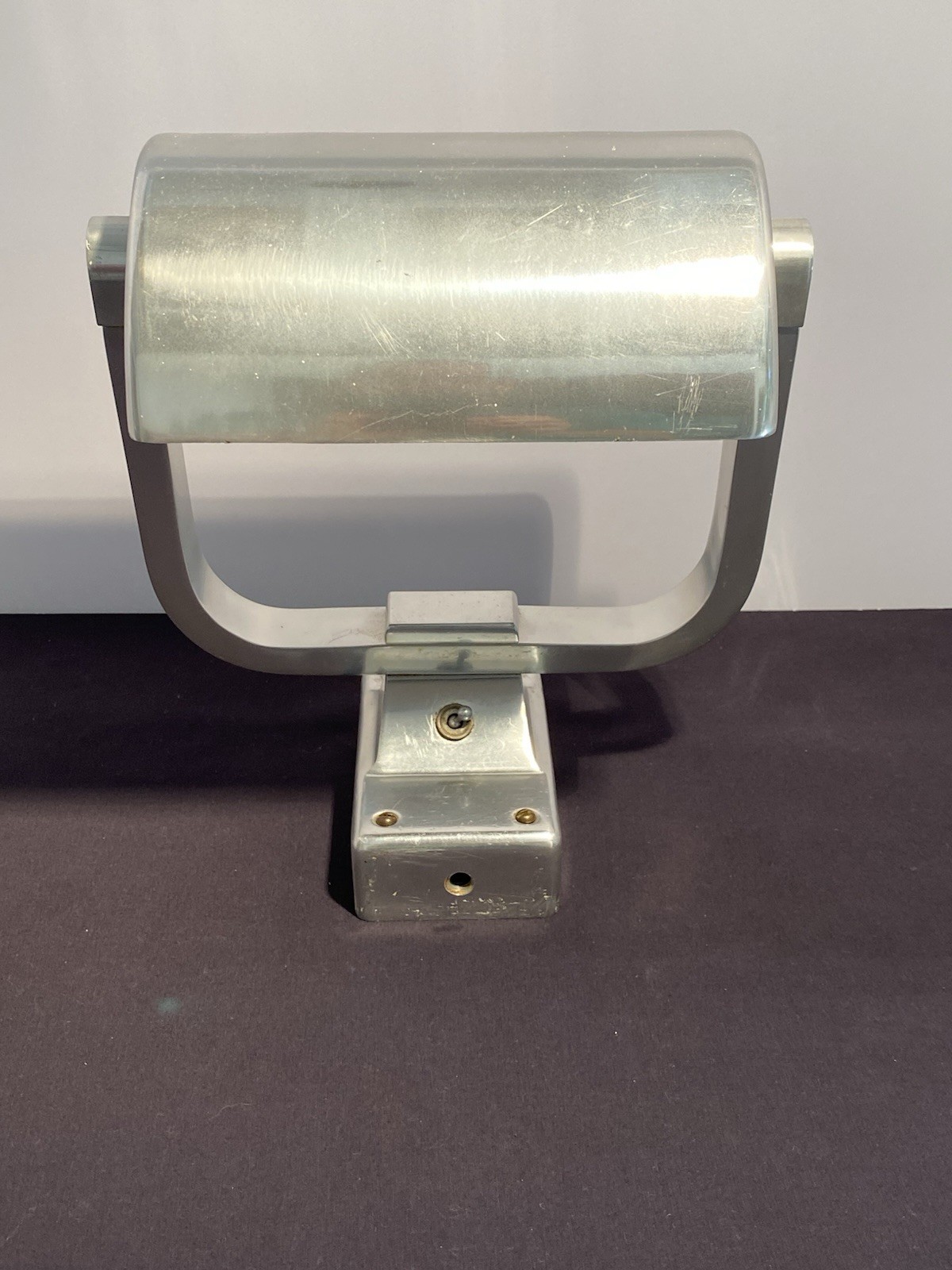 SS United States Wall Mounted Half- Domed Aluminum Lamp