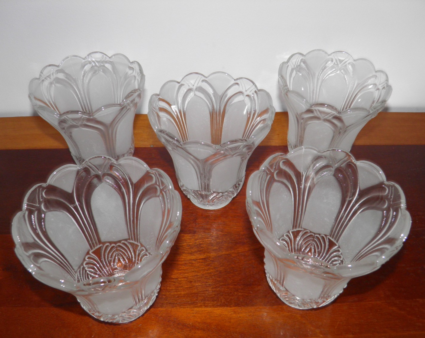 NEW, Set of 5 clear/frosted glass acanthus leaf, scalloped, light fixture shades