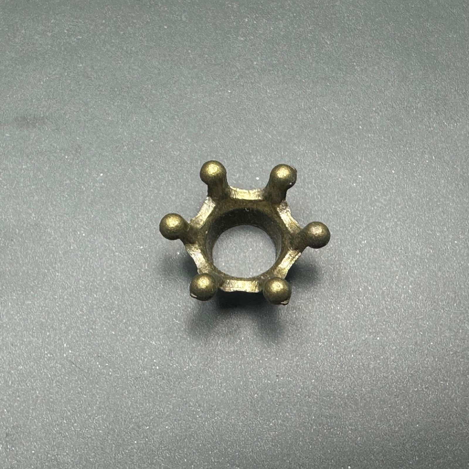 Metal crystal small ball base