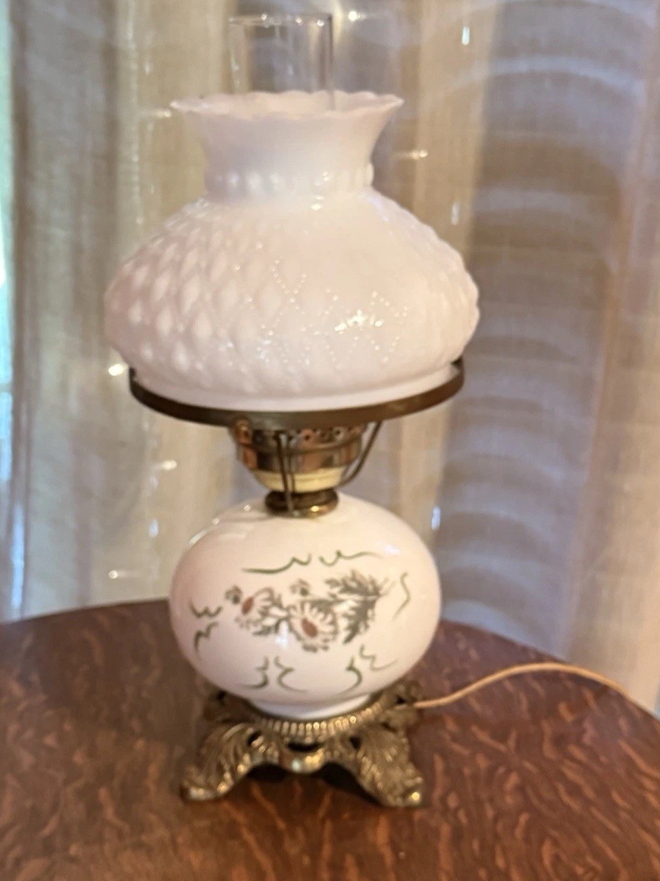Vintage Parlor Quilted Milk Glass “Gone With the Wind” Hand Painted 1960s Lamp