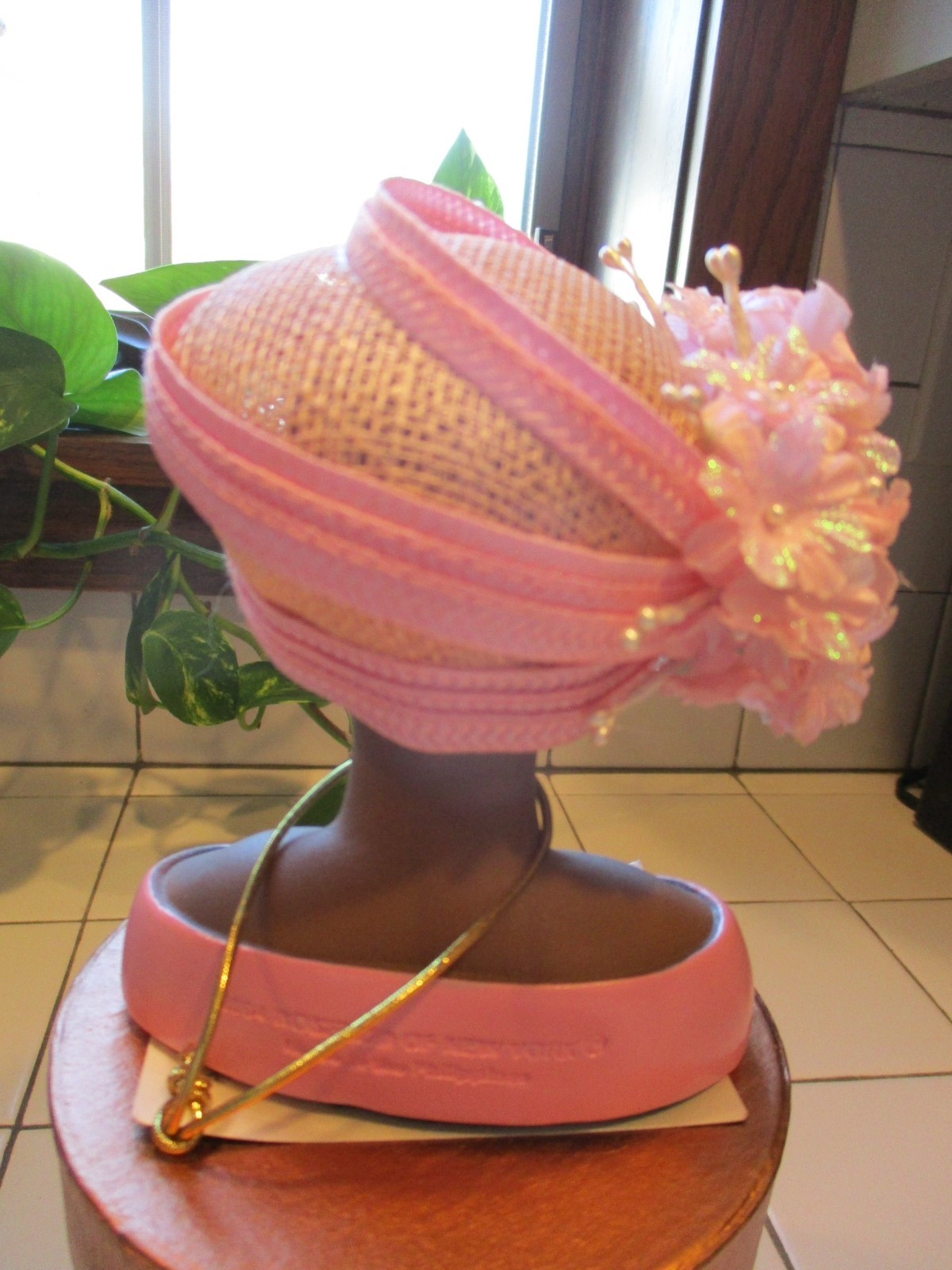 MINIATURE FASHION HATS BY HARRIET ROSEBUD & MANNEQUIN HEAD & HAT BOX NWT