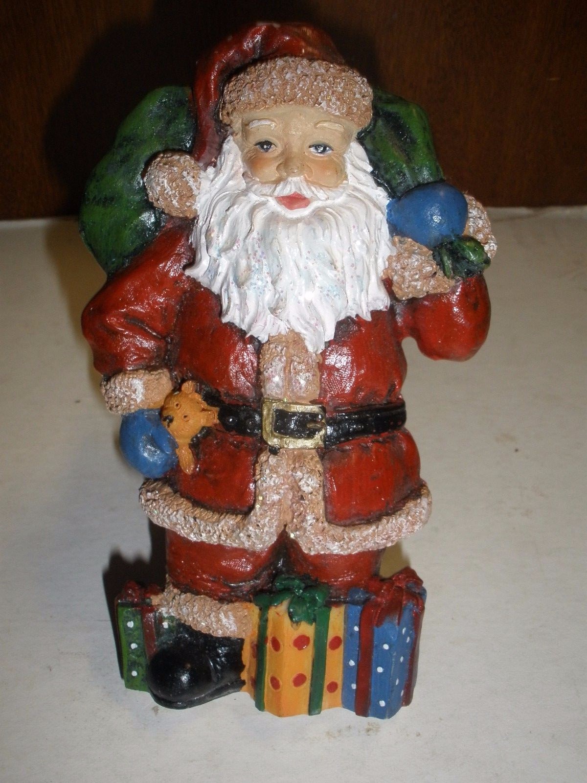 Santa Claus 6 plug wall unit 5.5″ tall tested & works perfect