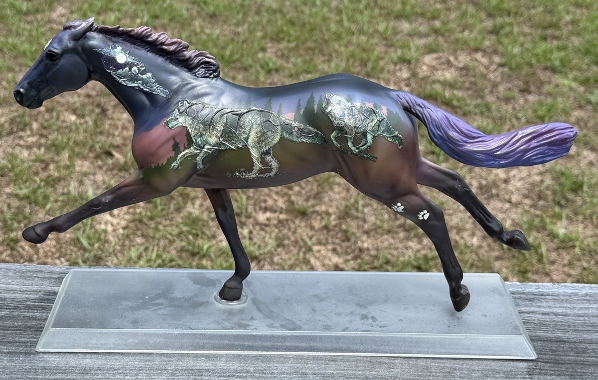 Breyer Web Special Luna Wolf Special Run Ruffian Decorator *read