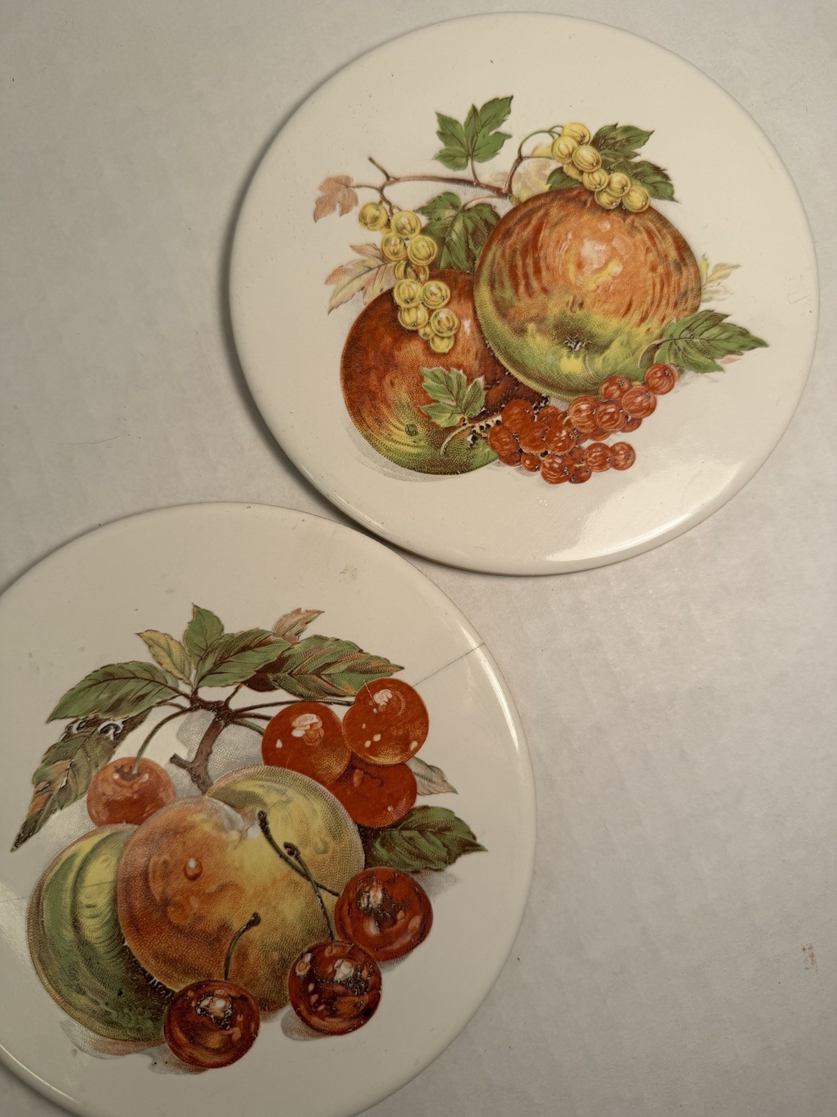 Ceramic Round Trivet Set of 2, Multicolor Fruit Pattern, Glossy Finish