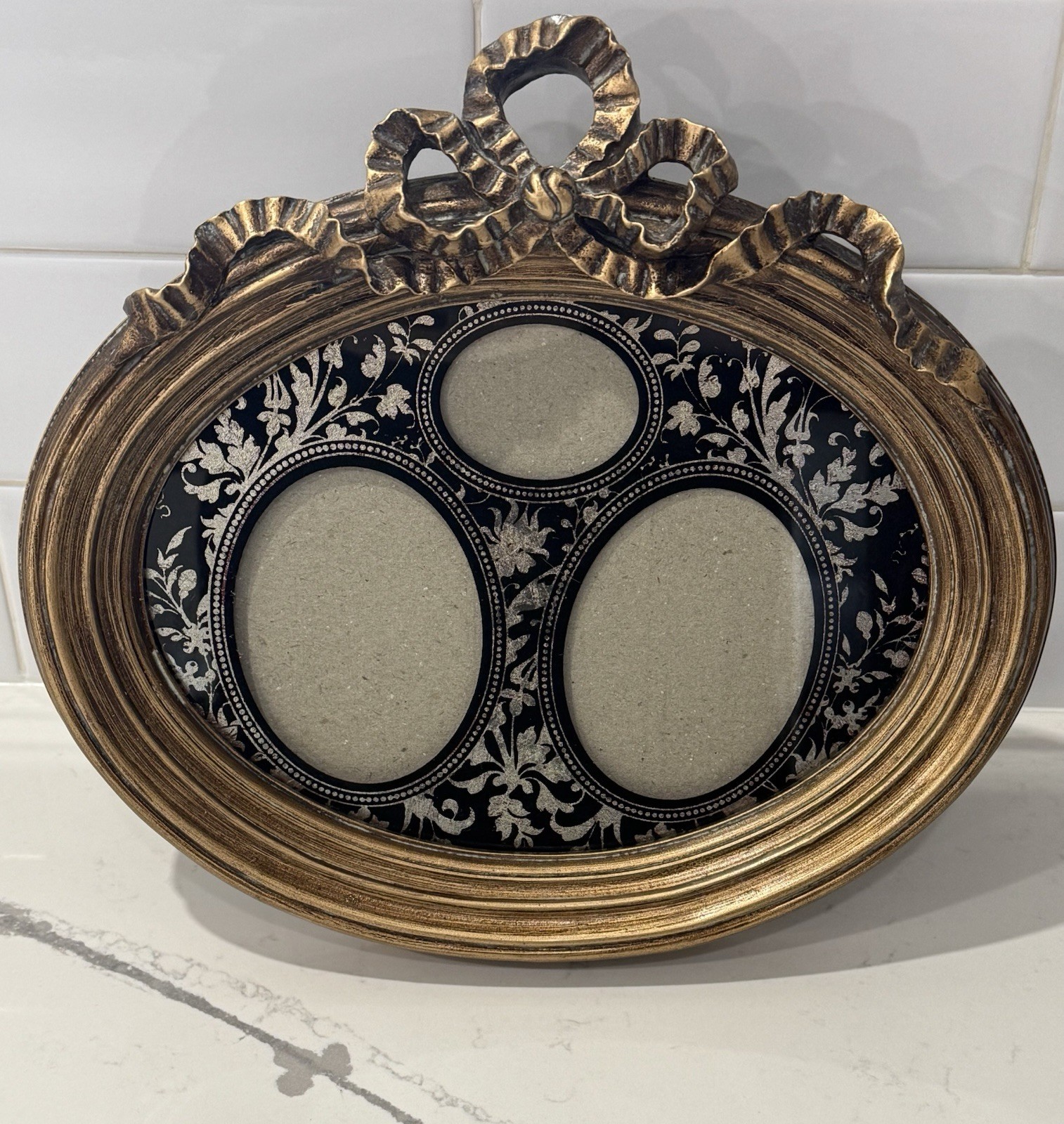 Vintage 3 Photo Picture Ornate Gold Frame Ribbon Bow Black Resin Oval