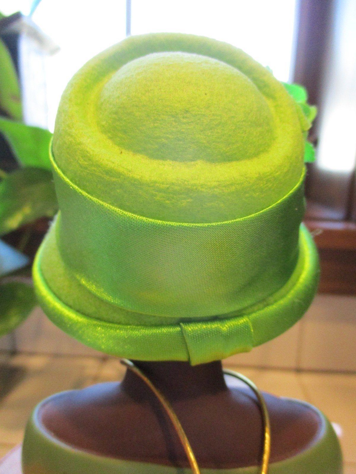 MINIATURE FASHION HATS BY HARRIET ROSEBUD & MANNEQUIN HEAD & HAT BOX NWT