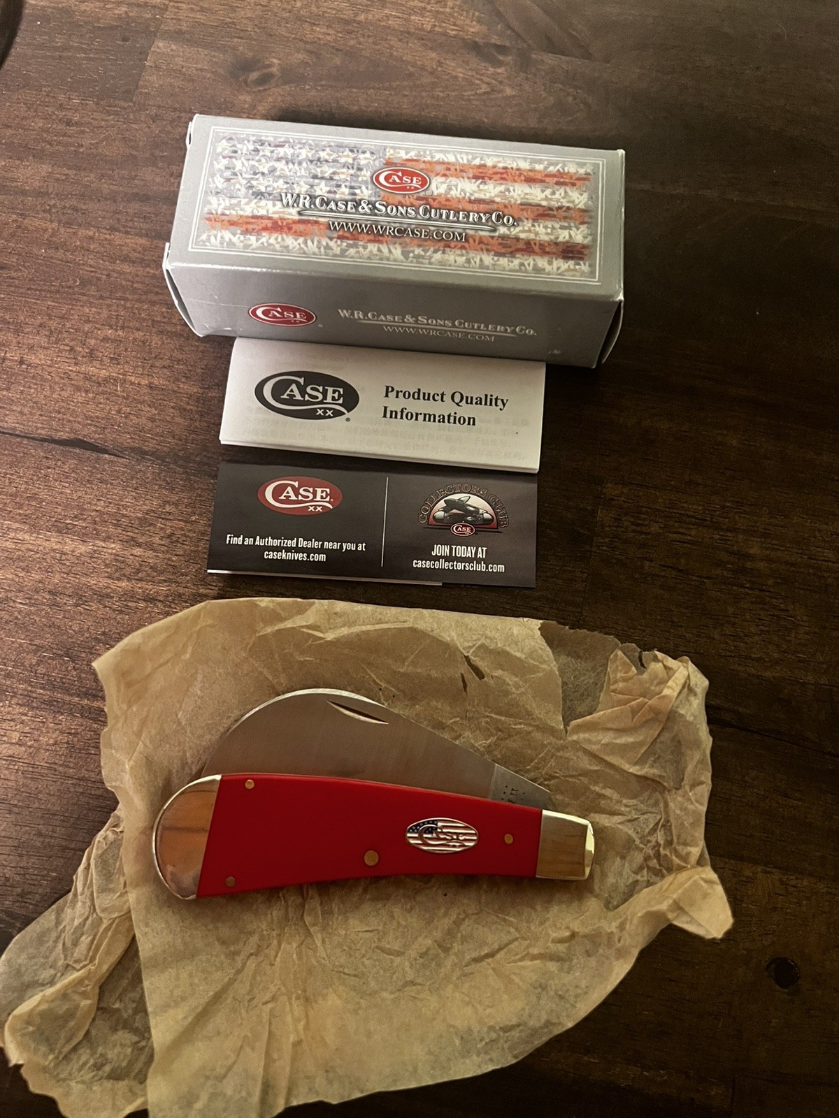 Case XX American Workman Red Synthetic Smooth Hawkbill (41011) Pocket Knife 2021