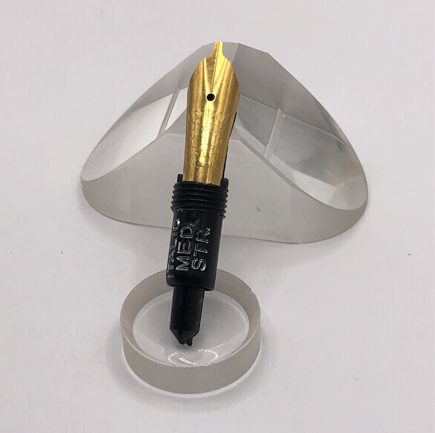 Osmiroid Vintage Italic Medium Straight Nib – Screw In Threaded Fountain Pen Nib