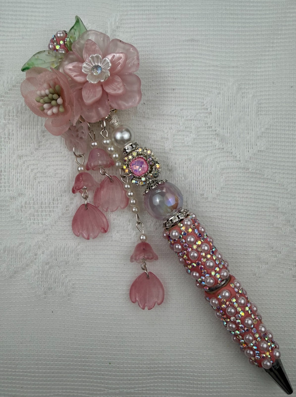 Custom beaded pens. Springtime floral! Gifts. Basket filler. Journal. Collect!