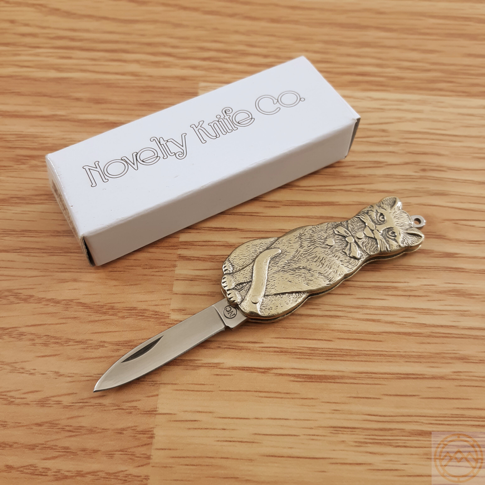 Novelty Cutlery Cat Folding Knife 1.38″ Stainless Blade Nickel-Silver Handle