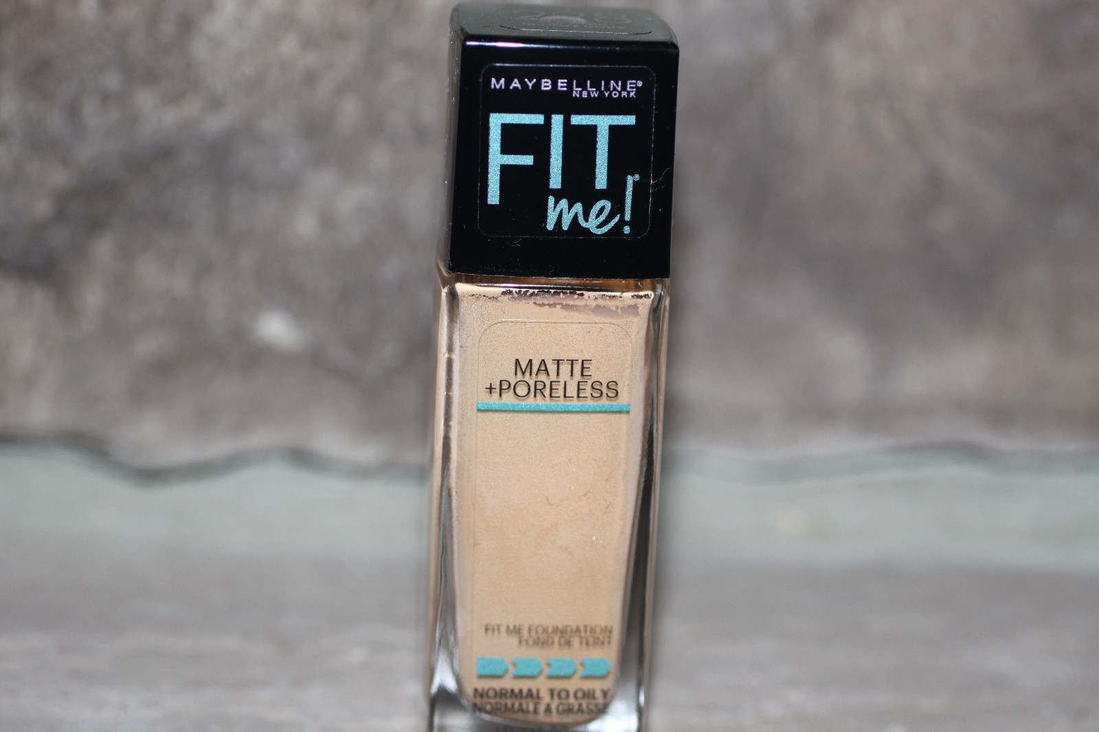 MAYBELLINE FIT ME MATTE + PORELESS FOUNDATION NORMAL TO OILY 228 SOFT TAN BRONZE