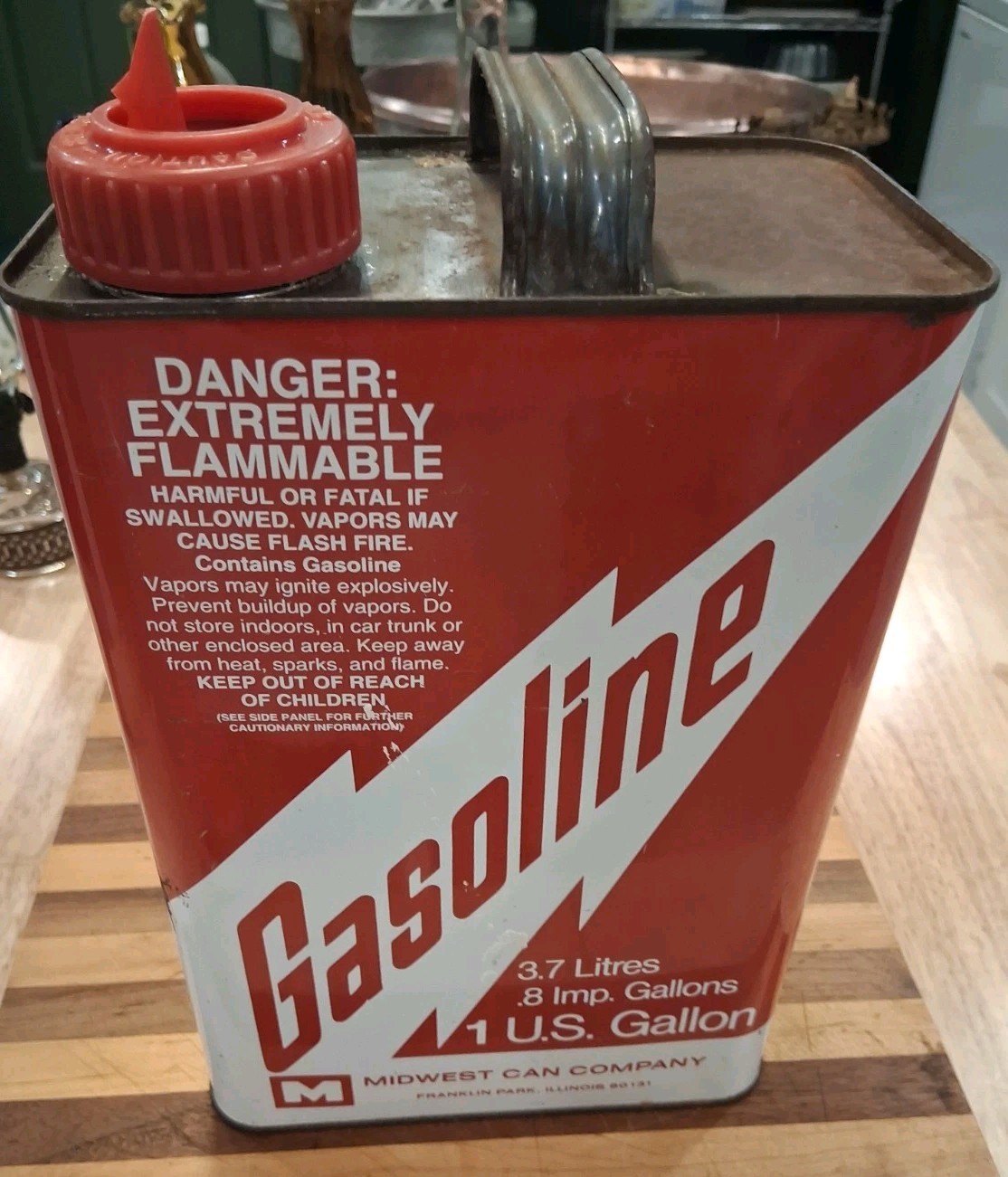 Vintage Midwest Can Company One Gallon Metal Petrol Gas Can Stancan Clean