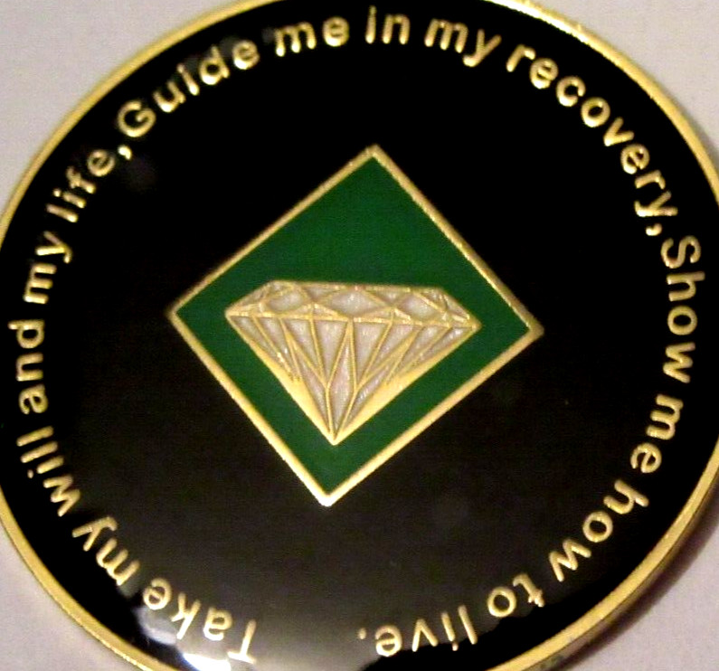 Narcotics Anonymous NA Tree Green 33 Year Medallion Gold Black
