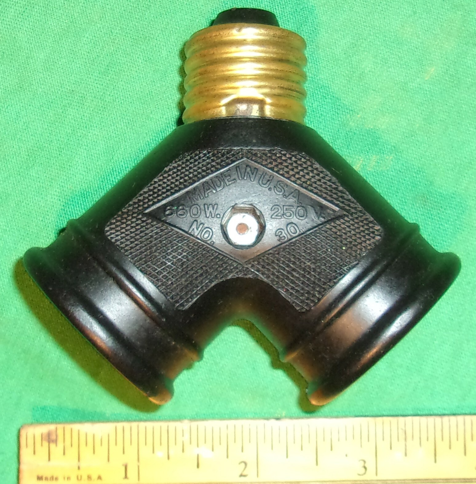 Two-Socket Cluster “Y” Type No. 30 Made in USA 660Watts 250 Volts 1910s Bakelite