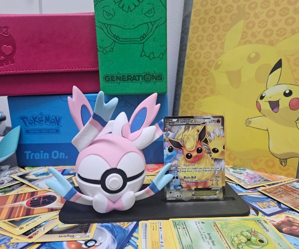 Pokémon Sylveon Eeveelutions (3D Printed) Pokeballs