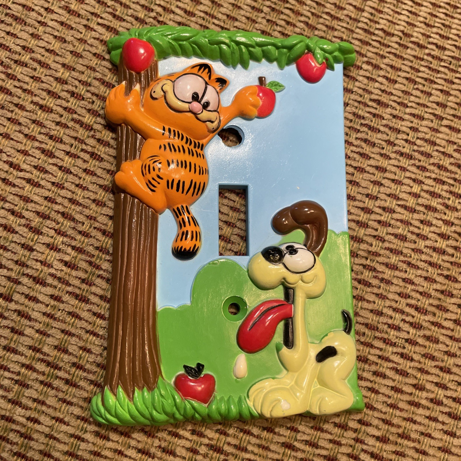Vintage 1978 GARFIELD & ODIE Apple Tree Light Switch Plate Cover Jim Davis