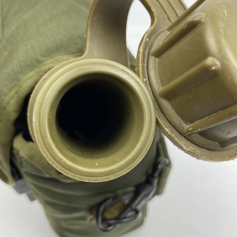 Genuine U.S. Military Issue 2-Quart Canteen & Insulated Cover Set w Sling Good