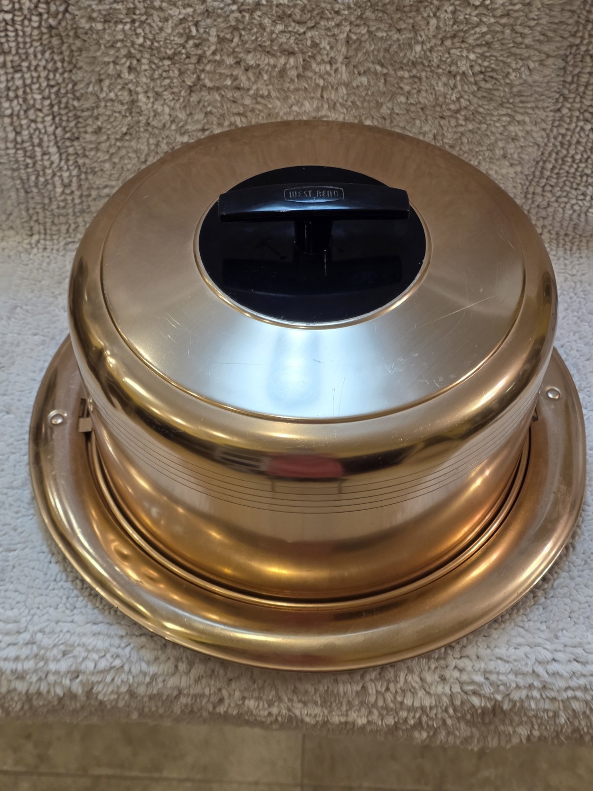 Vintage 1950s West Bend Aluminum Copper Gold Round 14.5″ Cake Carrier Metal Lock