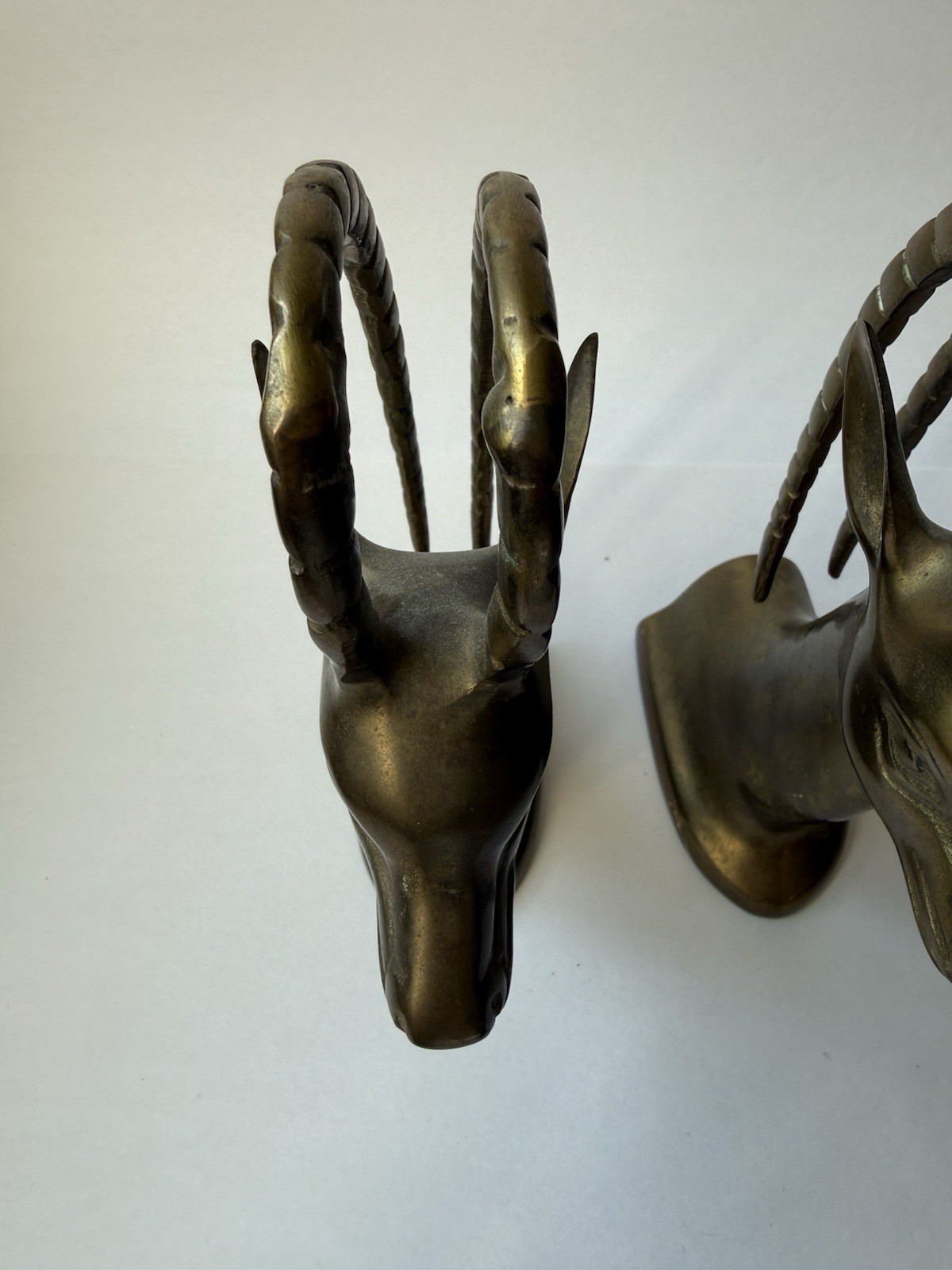 VTG • MCM Brass Gazelle Ibex Bookends Hollywood Regency Made in Korea 7” Patina