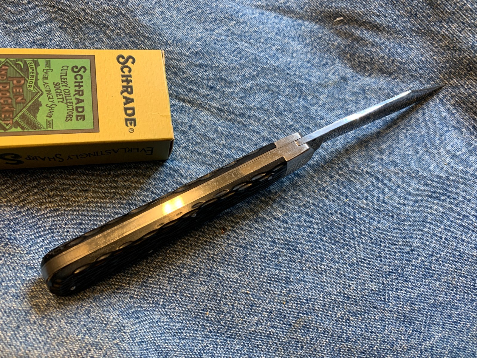 Schrade Walden Collectors Society Button Lock Knife Black New In Box SCCS2008