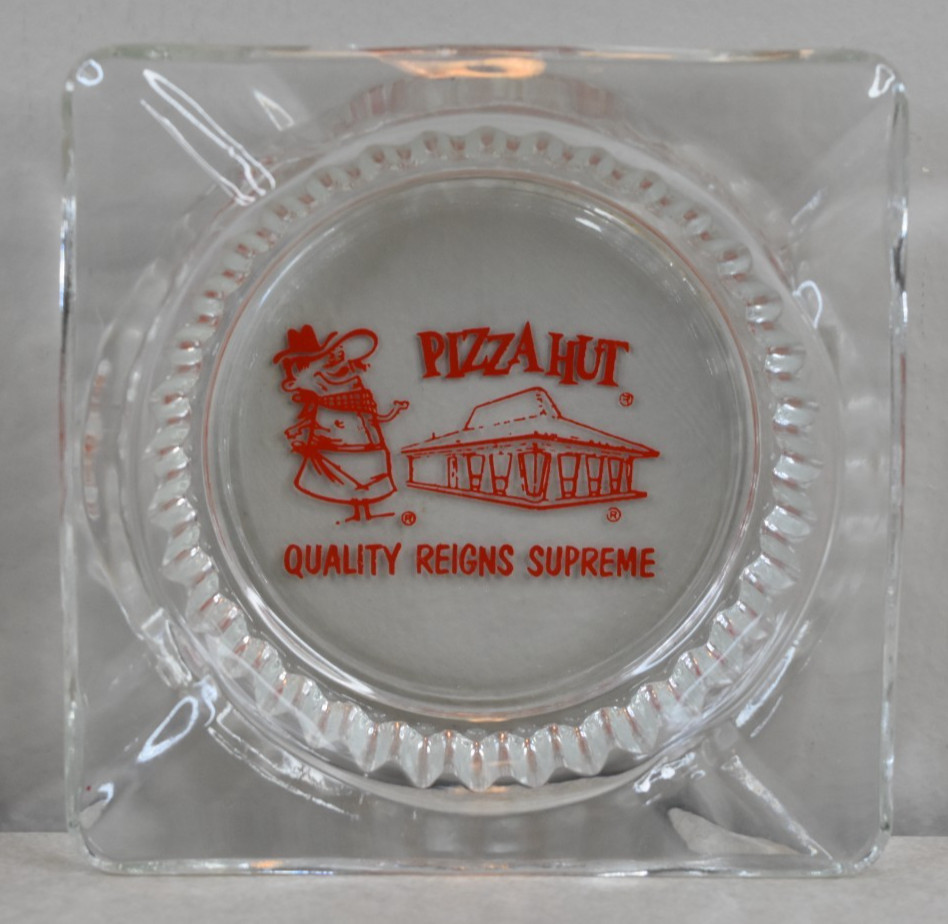 Vintage 1970s Pizza Hut Ashtray Glass Quality Reigns Supreme Pete Logo 4″