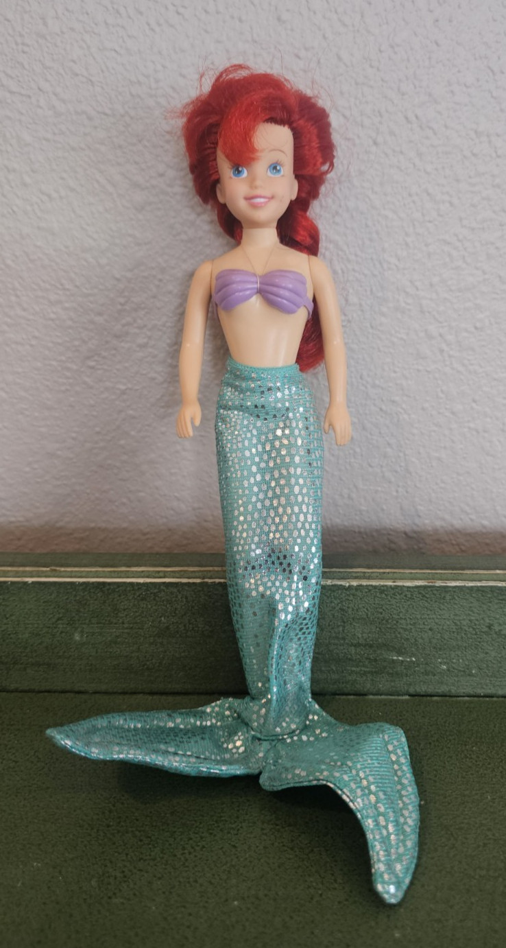 Tyco Disney’s The Little Mermaid Ariel Vintage 1990’s Doll Action Figure