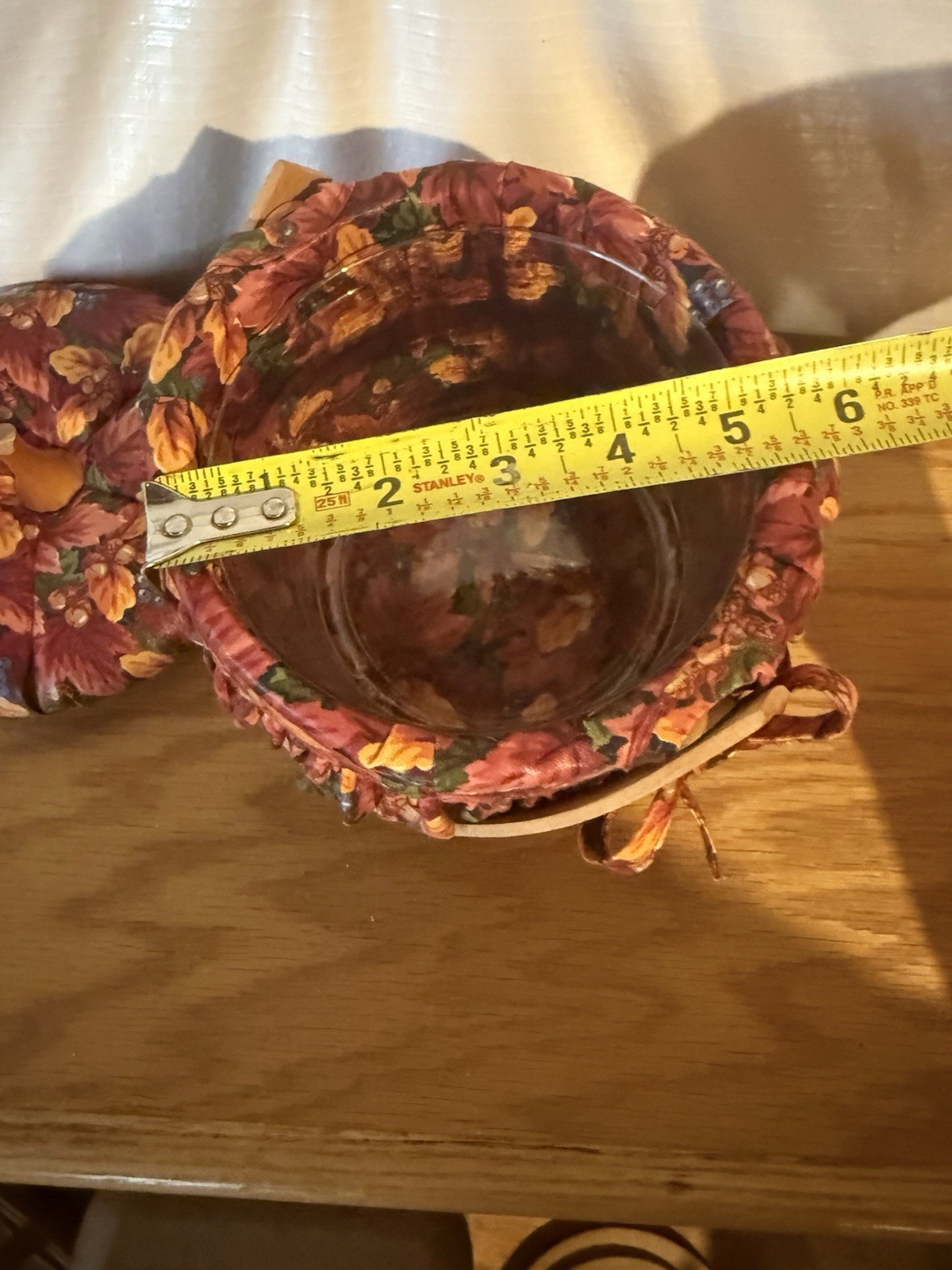Longaberger 1997 Pumpkin Basket with Lining and Lid, 5 1/2″ Diameter Opening