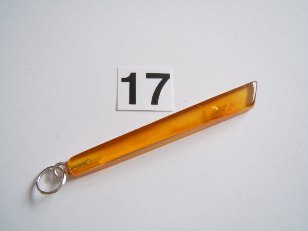 Natural Honey Amber Pendant 0.8 G / 4.7 X 0.6 Cm / # 17 Small