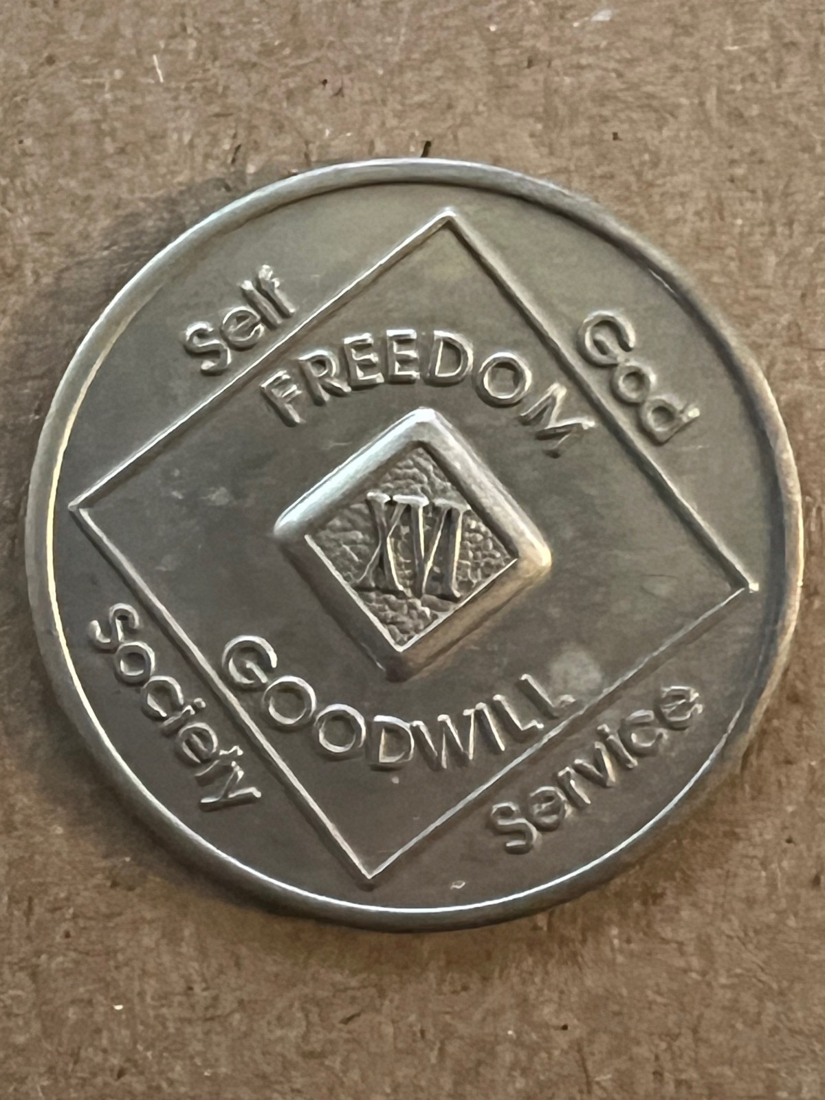 Vintage 16 (XV1) Year Narcotics Anonymous NA Medallion Original 1991 WSO Coin