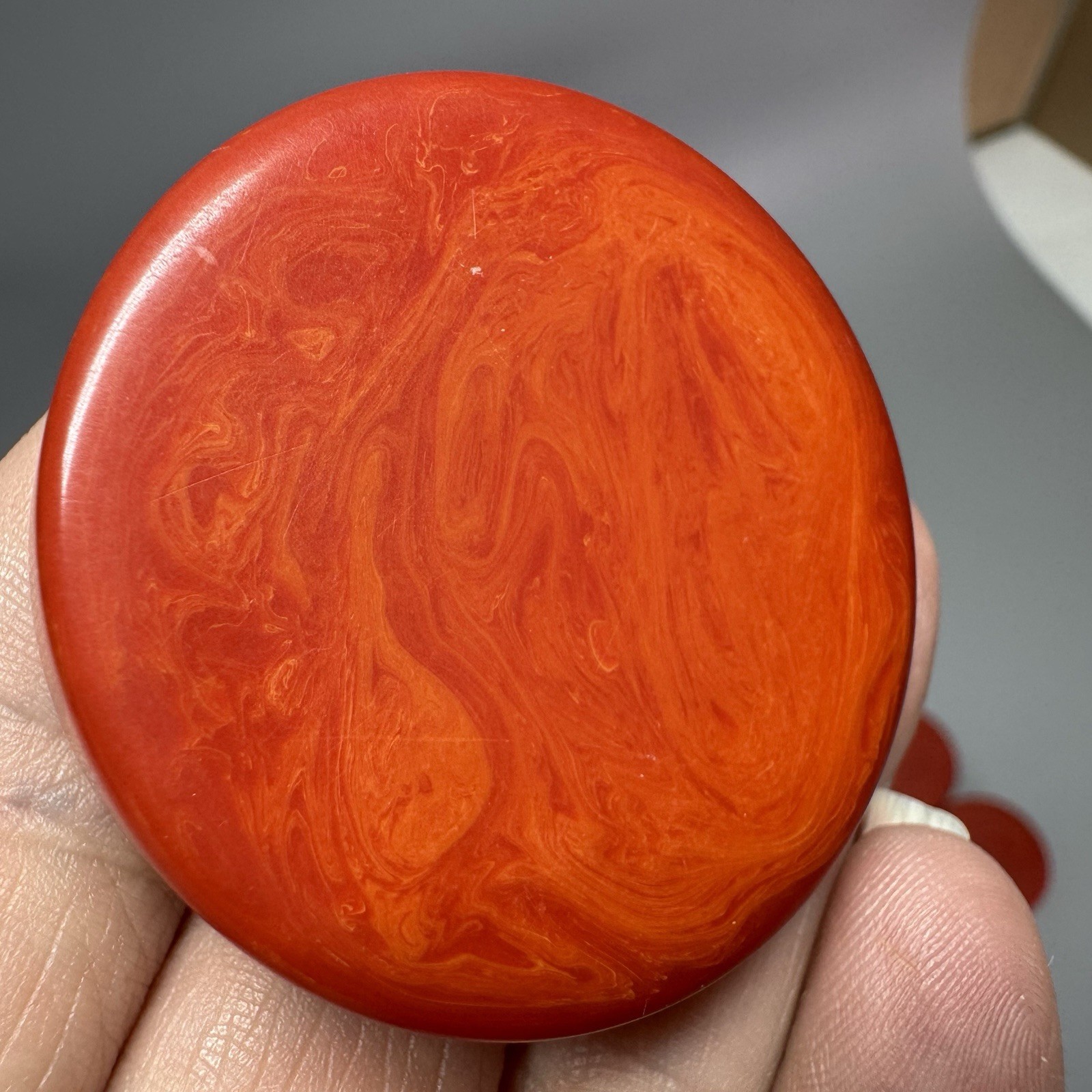 (30) Vtg Bakelite Catalin Backgammon Checker 1.7″/43 mm TOMATO RED/BUTTERSCOTCH