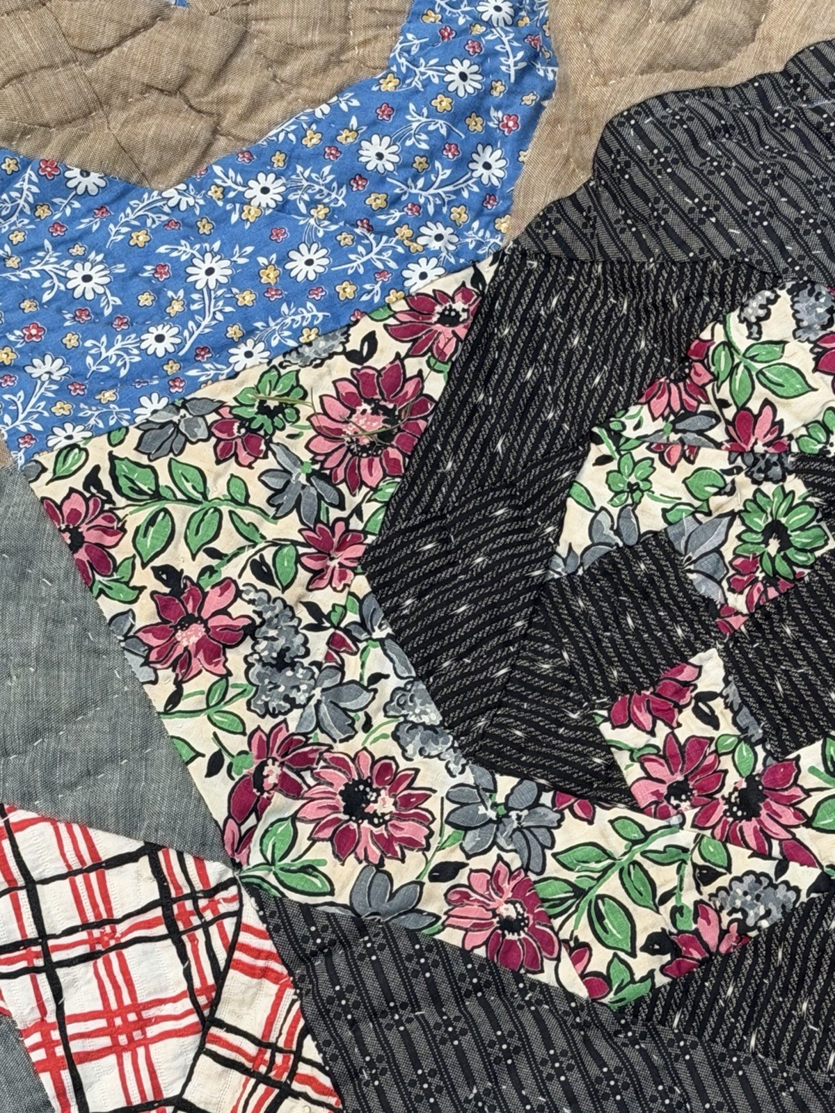 Vintage Quilt 72” X 84” USA
