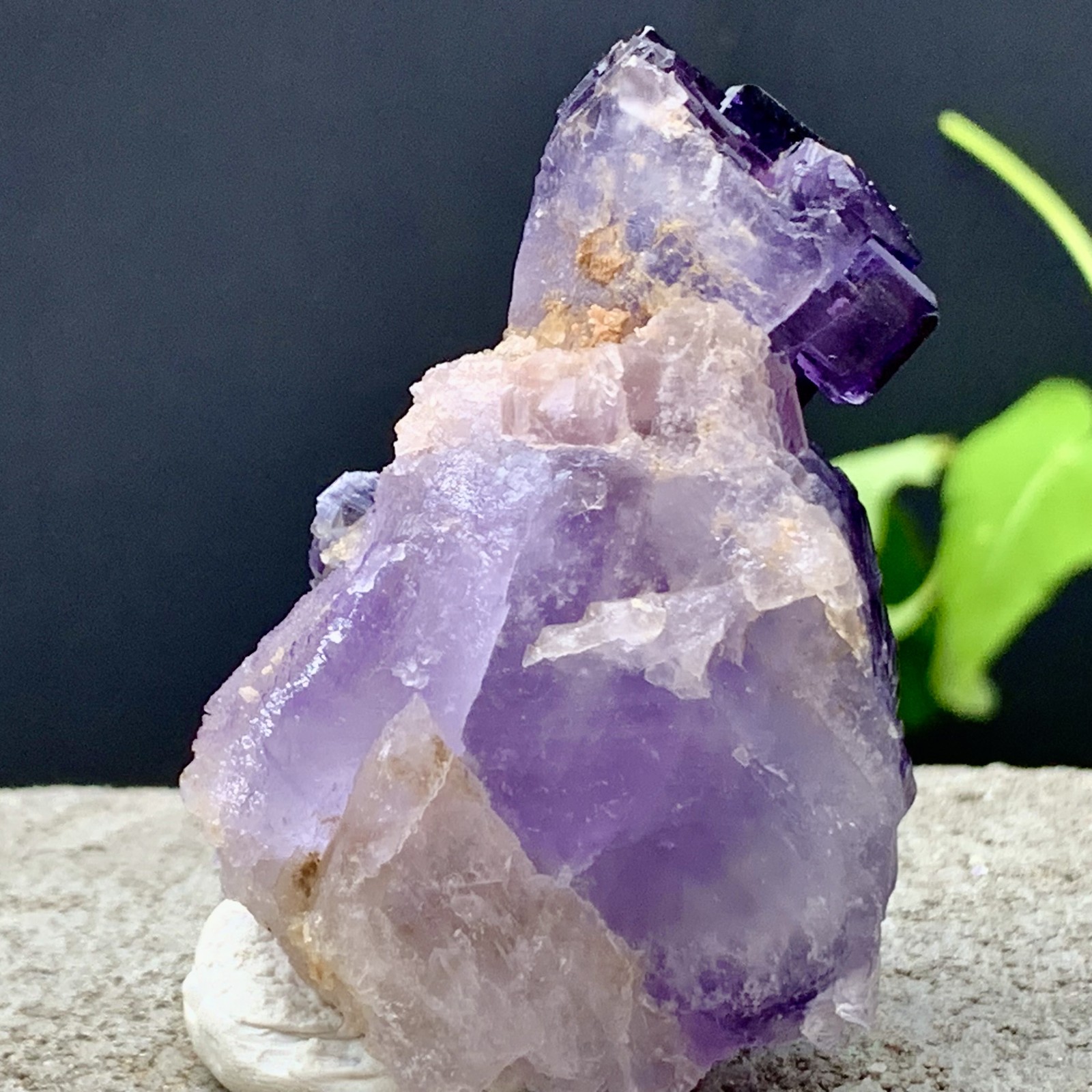 112G Natural purple, QR code fluorite, mineral specimen/China