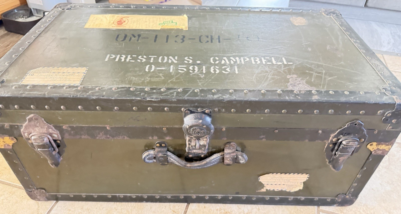 Vintage US Military FOOT LOCKER Trunk/ Barracks Trunk WWII