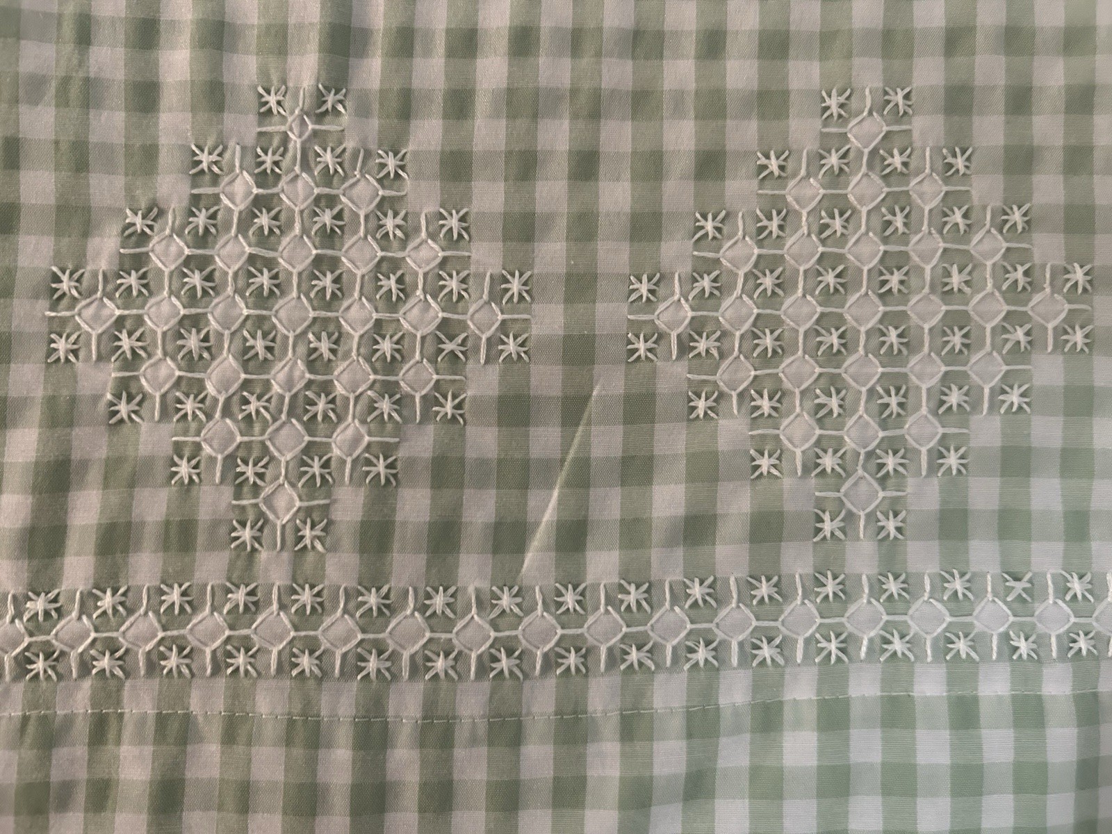 Single Pillowcase Sage Gingham Hand Embroidered Polyester/Cotton Blend NWOT
