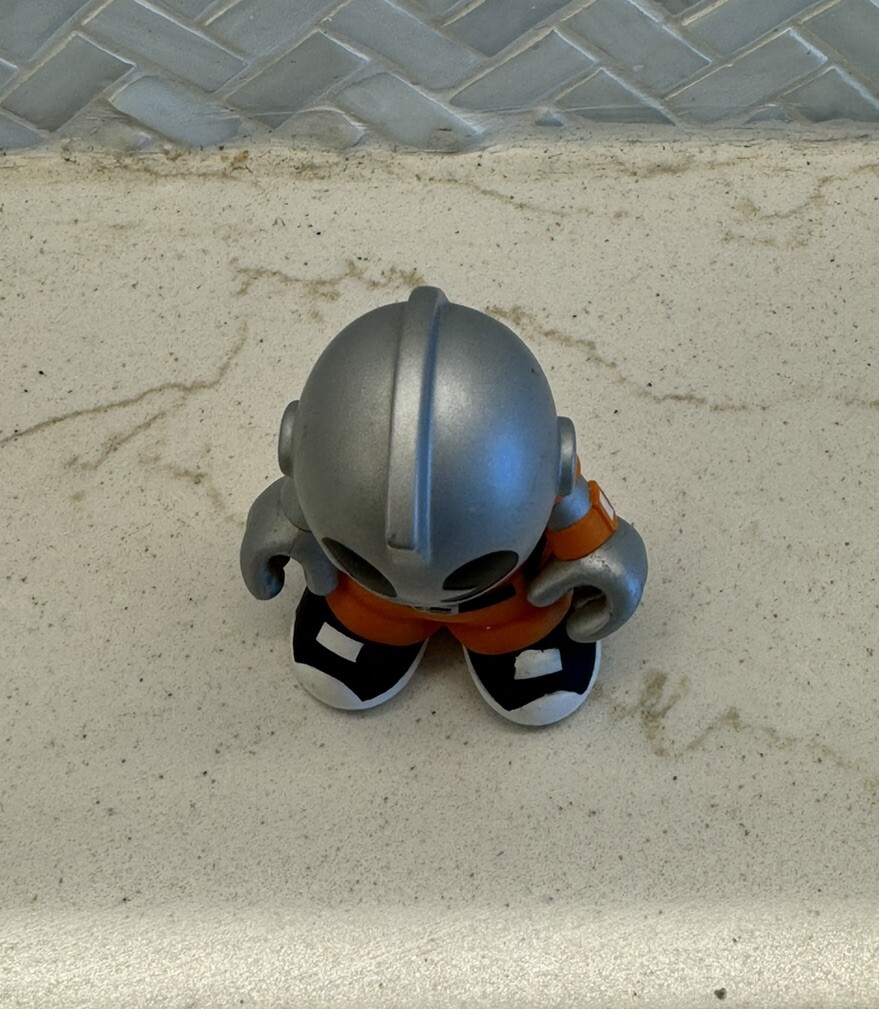 Kidrobot Bots Mini Series 3/80 KidRobber – Bank Robber – Dept. of Corruption GC