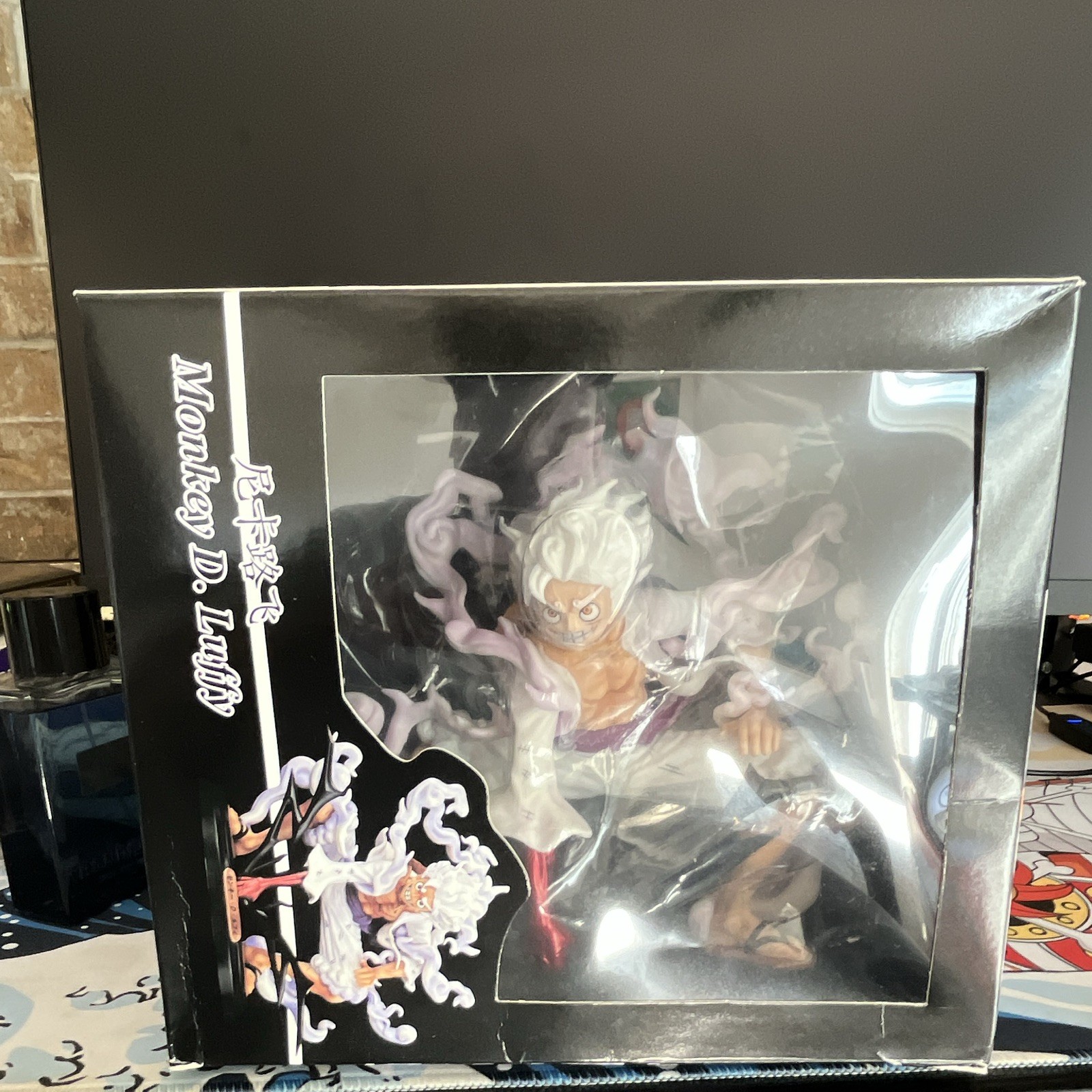 One Piece Monkey D. Luffy Figure White Hair, Original Opened Packaging