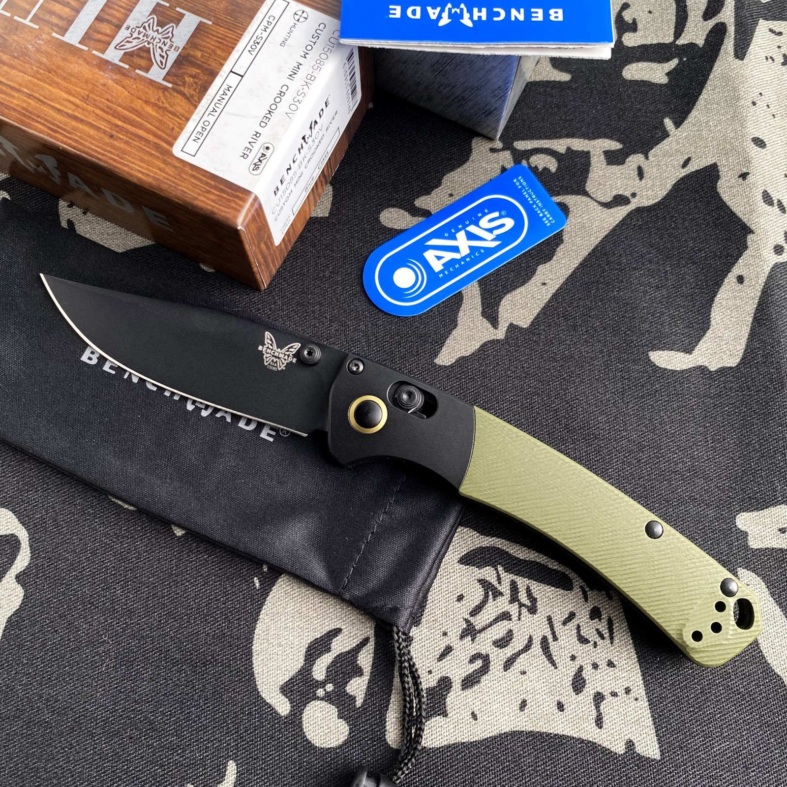 Benchmade 15085 Custom Mini Crooked River Green CPM-S30V Folding Knife