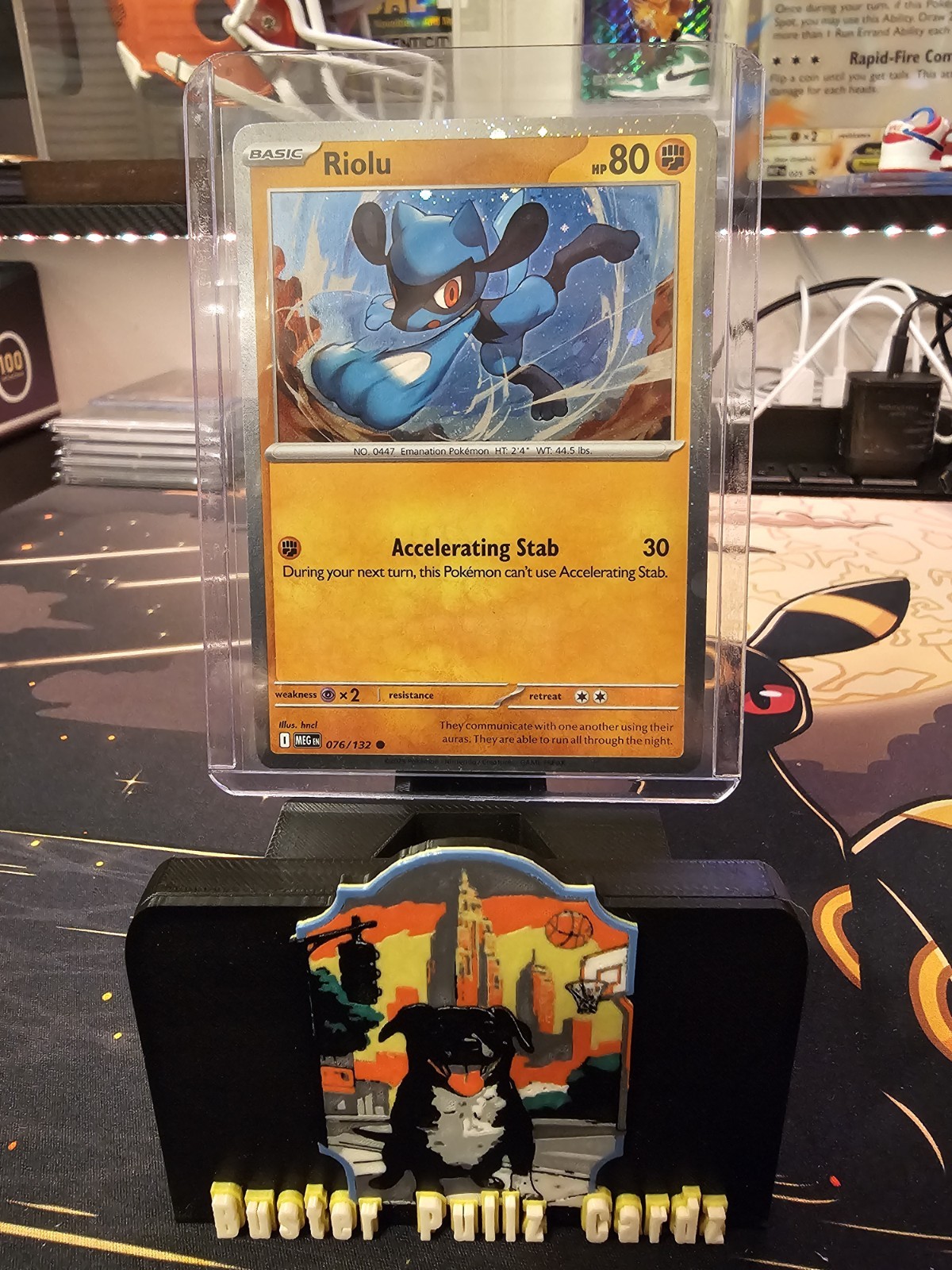 Pokemon TCG Riolu 076/132 Mega Evolution Cosmos Holo