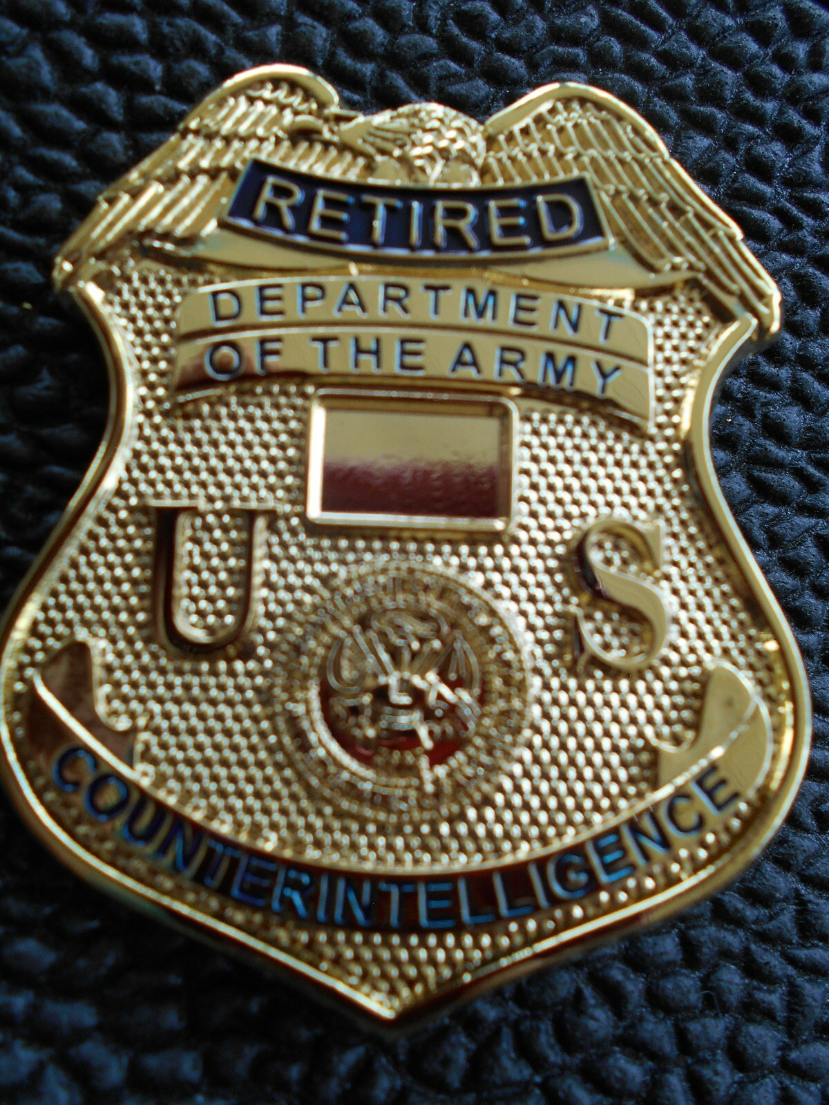 US Army COUNTERINTELLIGENCE (ACI) “RETIRED” full size Badge . With pins