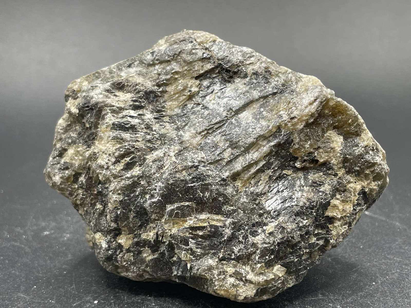 Labradorite Freeform 212g