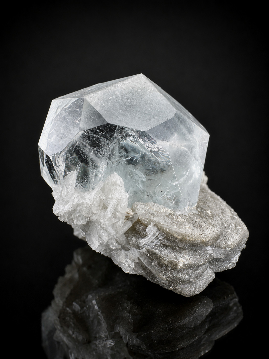 Rarest AUQMARINE Crystal in MORGANITE Shape Finest Natural Facets Damage Free