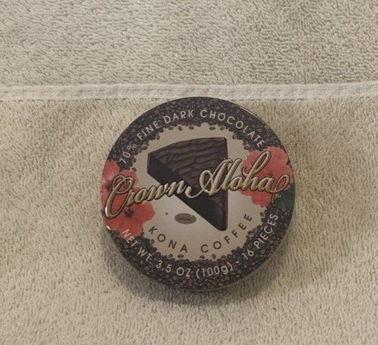 Crown Aloha KONA COFFEE CHOCOLATES Embossed Small Round Tin Box 3×1 (empty) EUC