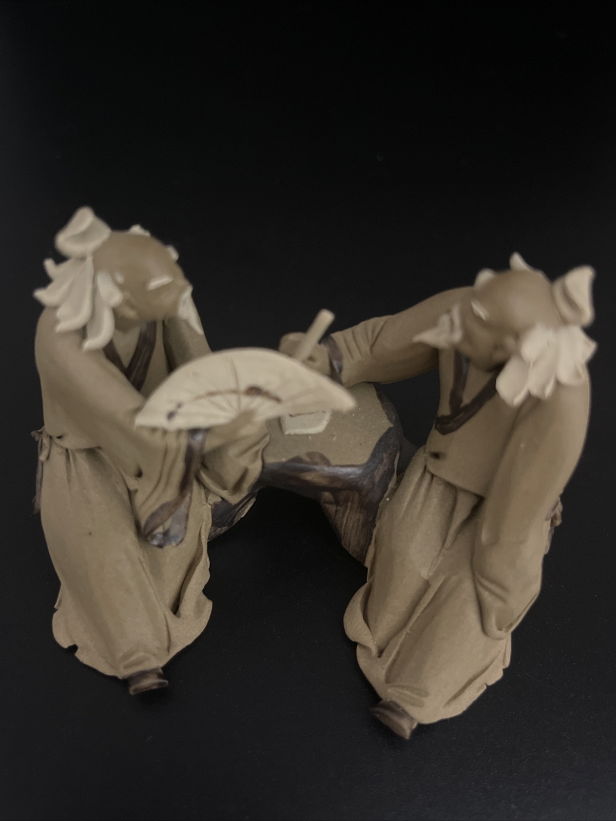 Chinese Mudmen 2 Men Engaged In Conversation Figurine. Matte Clay