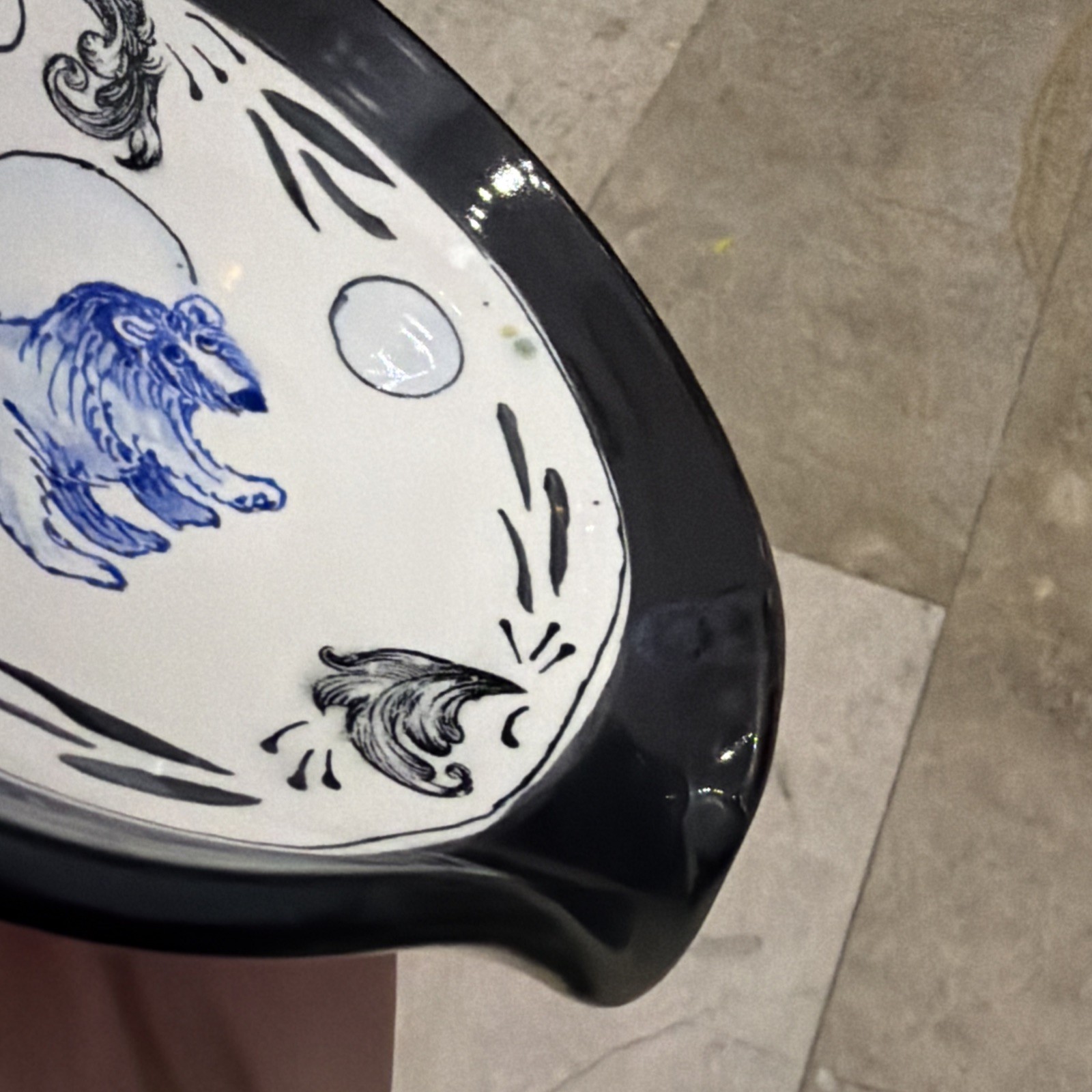 Vintage Signed Handmade HandPainted Artables Grizzly Bear Art Bowl Spoon Rest 6”